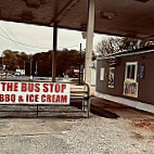 Bus Stop Bbq outside