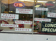 Polish American Deli outside