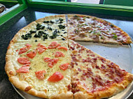 Greenway Pizza food