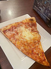 Mona Lisa Pizzeria food