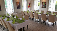 Restaurant Emaus food