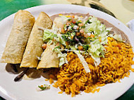 El Azteca Mexican food