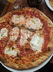 Sam's Brick Oven Pizza food