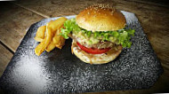 Les Folies Burgers food