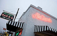 Mcclard's Bar-b-q Restaurant outside