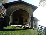 Rifugio San Pietro outside