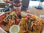 Vics Tacos food