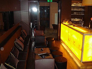 PIANO Bar