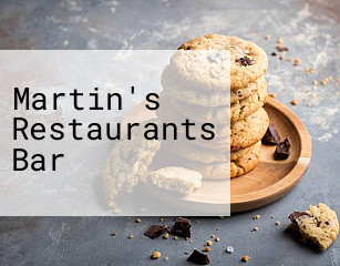 Martin's Restaurants Bar