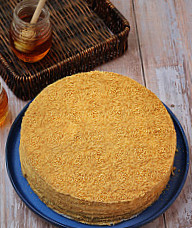 Hive Honey Cake