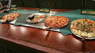 Round Table Pizza