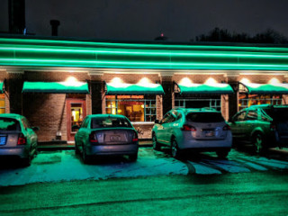 Rockne's