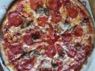 Blaze Pizza