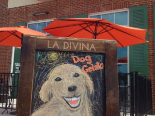 La Divina Italian Cafe