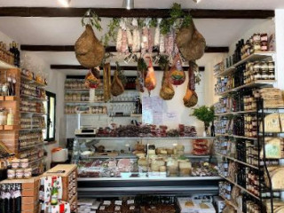 Shardana Enoteca Salumeria Prodotti Tipici Sardi