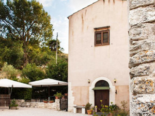 Agriturismo Portella Della Ginestra