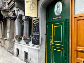 James Joyce Irish Pub