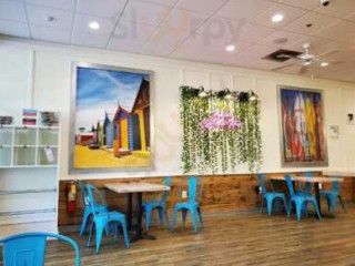 Tropical Smoothie Cafe