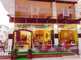 Mushroom Cafe Resto