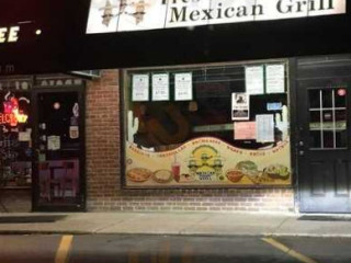 Tres Amigos Mexican Grill