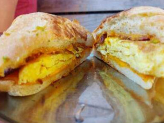 Poa Cafe