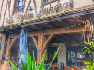 La Petite Auberge