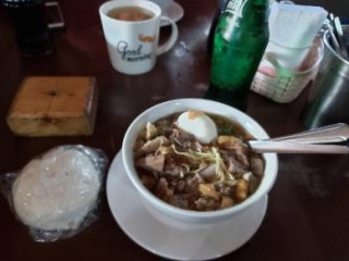 Batchoyan Sa Ilawod