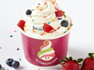 Menchie's Frozen Yogurt