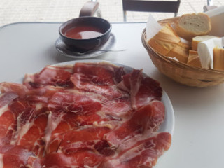 Meson El Buen Jamon Sc.