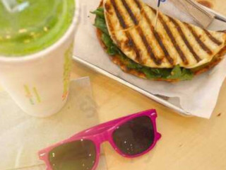 Tropical Smoothie Cafe