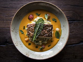 restaurant image