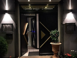 Adria Restaurant