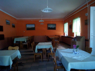 Fekete Tulipán étterem