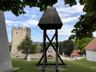 Vár Csárda