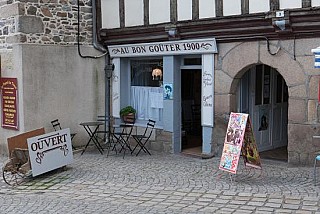 Au Bon Gouter 1900