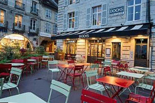 Aux Docks Brasserie