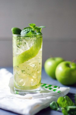 Zöld Alma Mojito