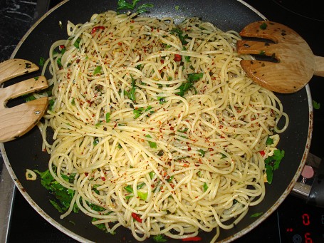 Aglio Olio Spagetti