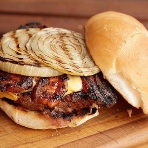 Bacon Sajt Burger