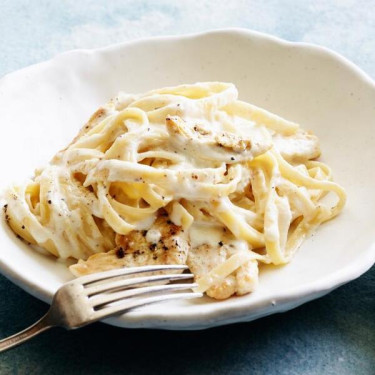 Csirke Fettuccine Alfredo