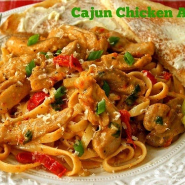 Cajun Csirke Linguini Alfredo